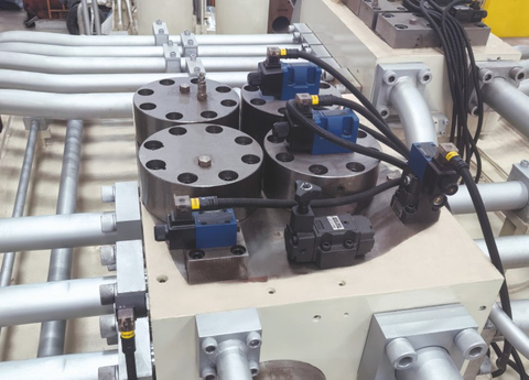 5500T (15inch) Extrusion press