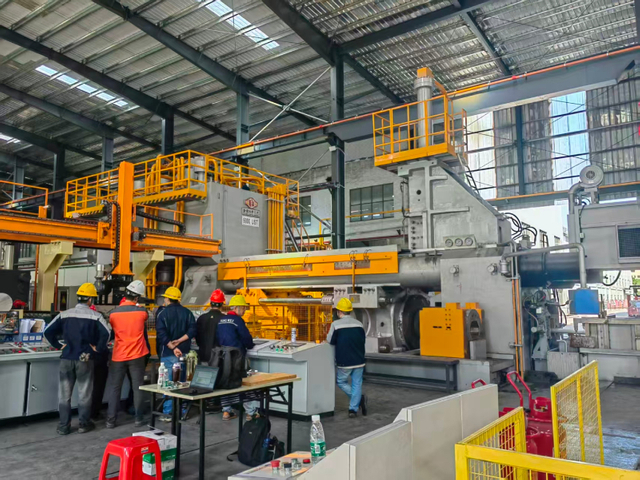 Zanmei Aluminum 5500T Model：14-inch extrusion press